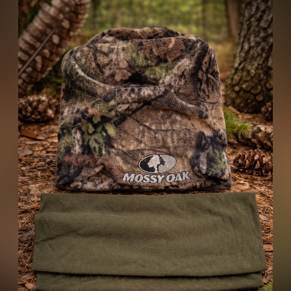 Mossy Oak Camouflage Beanie and Olive neck neck cover